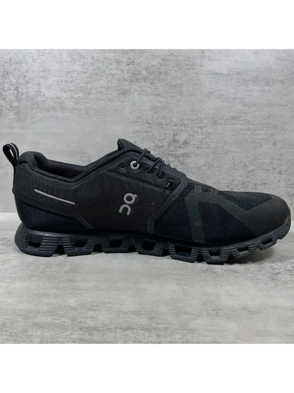 On Running cloud waterproof